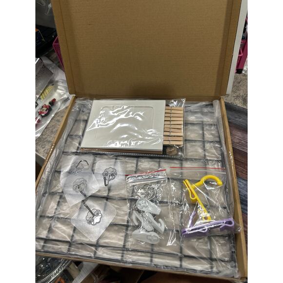 2 Pack Heavy-Duty Grid Wall Panels, Wire Mesh Organizer, Wall Display with Hooks - Picture 5 of 5